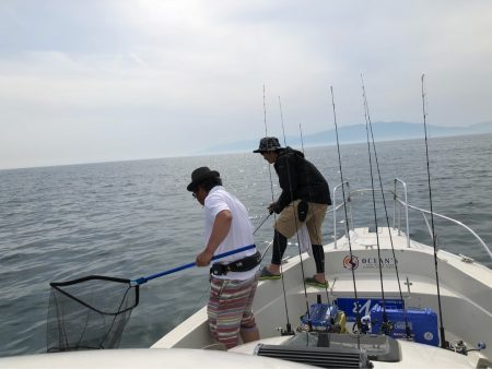 オーシャンズ 釣果