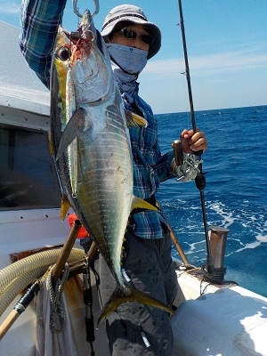 明日丸 釣果