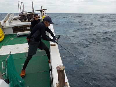 明日丸 釣果