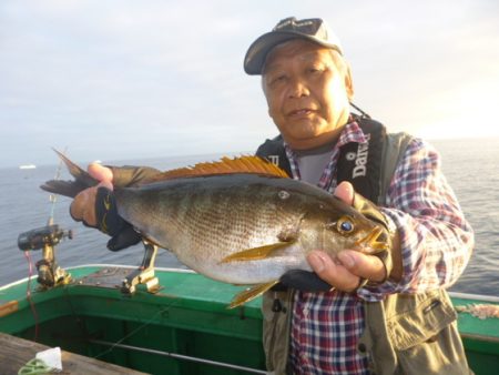 真祐丸 （しんゆうまる） 釣果