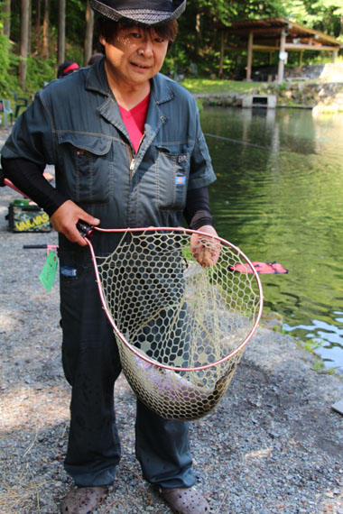 小菅トラウトガーデン 釣果