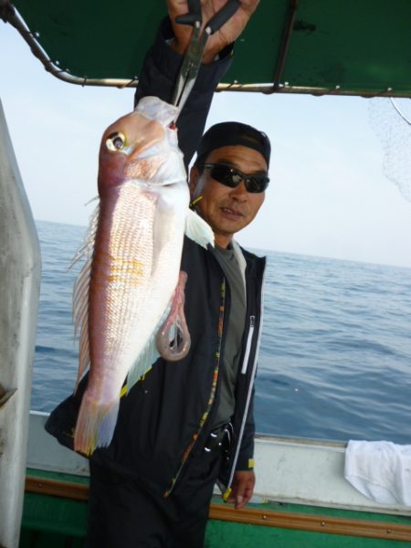 真祐丸 (しんゆうまる) 釣果