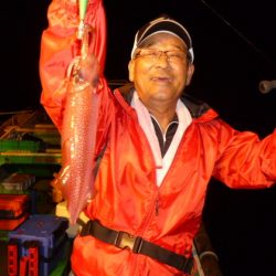 真祐丸 (しんゆうまる) 釣果