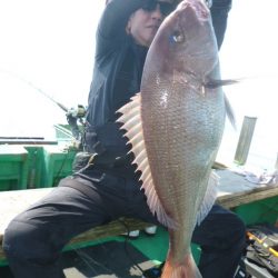 真祐丸 （しんゆうまる） 釣果