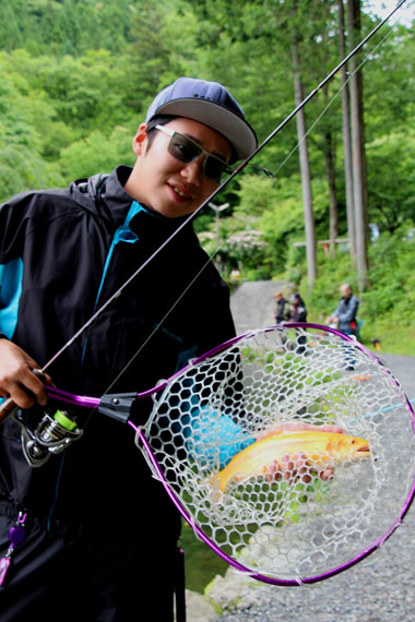 小菅トラウトガーデン 釣果