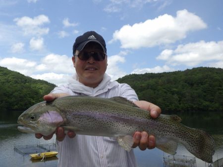 フィッシングレイクたかみや 釣果