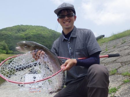 フィッシングレイクたかみや 釣果
