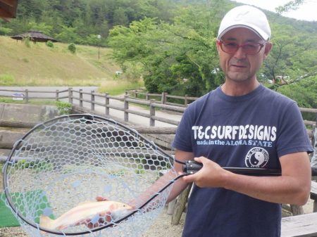 フィッシングレイクたかみや 釣果