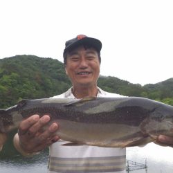 フィッシングレイクたかみや 釣果