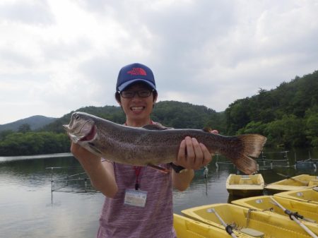 フィッシングレイクたかみや 釣果