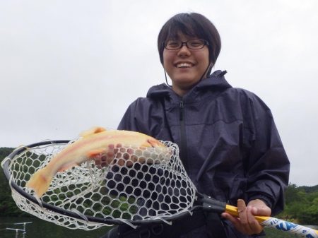 フィッシングレイクたかみや 釣果