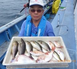 石川丸 釣果
