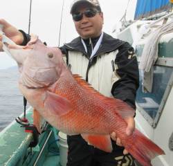 なかくに丸 釣果