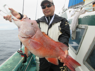 なかくに丸 釣果