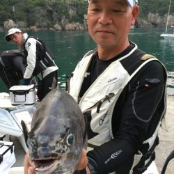 鵜来島家本渡船 釣果