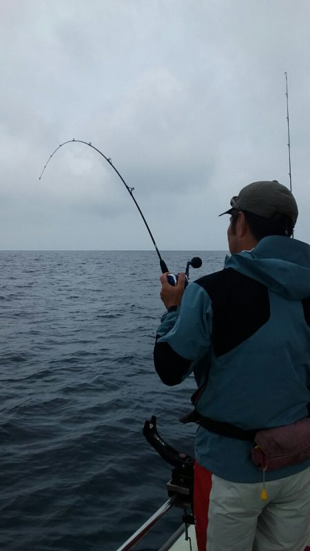 鷹王丸 釣果