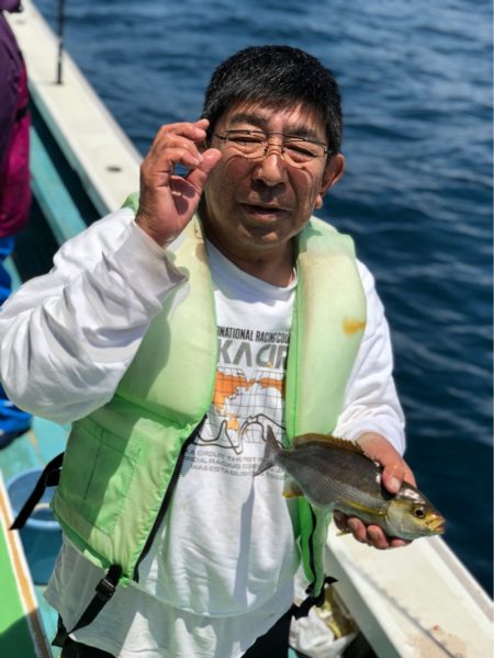 丸万釣船 釣果