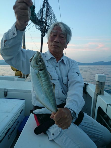 エンペラー 釣果