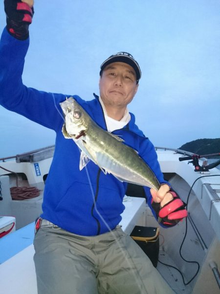 エンペラー 釣果