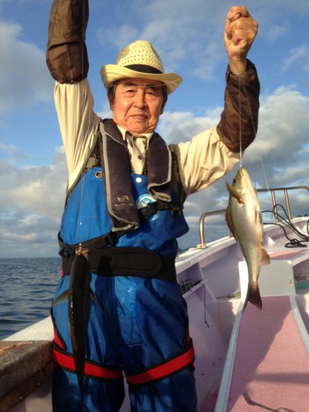 晃山丸 釣果