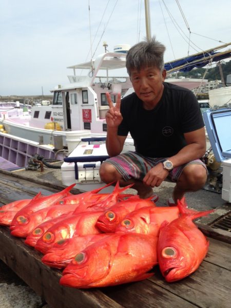 晃山丸 釣果