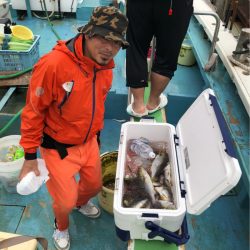 丸万釣船 釣果