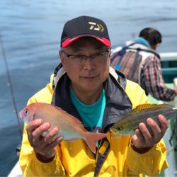 丸万釣船 釣果