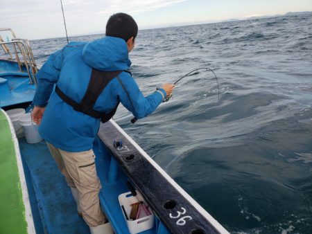 丸万釣船 釣果