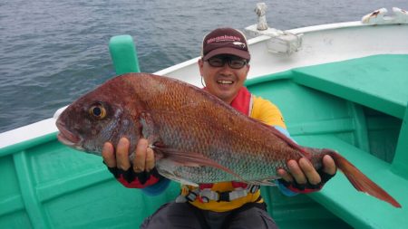 五目釣りで大鯛(泉州丸)