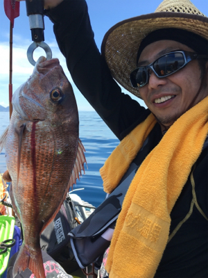 友人とマイボートでタイラバ