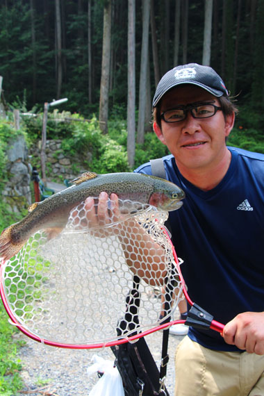 小菅トラウトガーデン 釣果