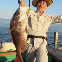 真祐丸 （しんゆうまる） 釣果