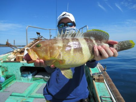 真祐丸 （しんゆうまる） 釣果