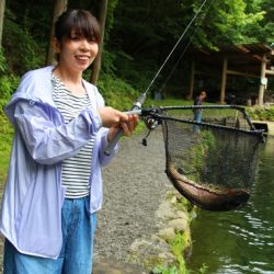 小菅トラウトガーデン 釣果