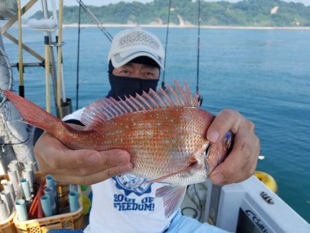 遊漁船　ニライカナイ 釣果