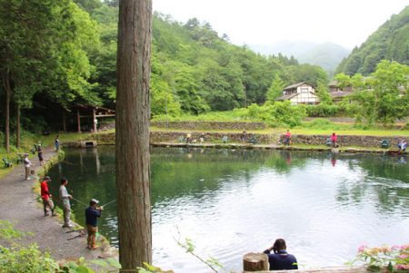 小菅トラウトガーデン 釣果