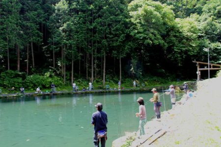 小菅トラウトガーデン 釣果