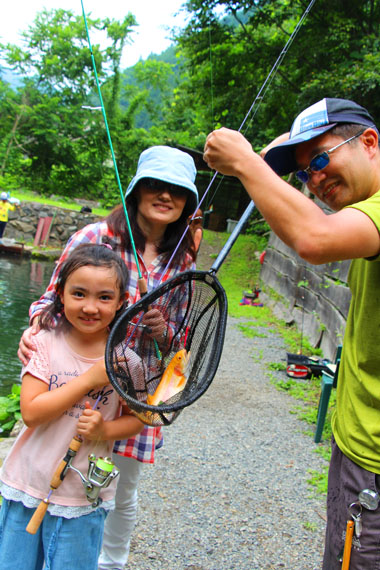 小菅トラウトガーデン 釣果