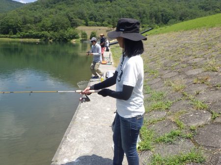 フィッシングレイクたかみや 釣果
