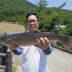 フィッシングレイクたかみや 釣果