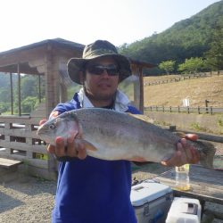 フィッシングレイクたかみや 釣果