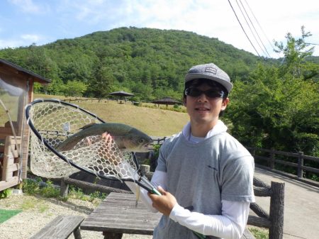 フィッシングレイクたかみや 釣果