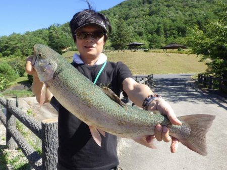 フィッシングレイクたかみや 釣果