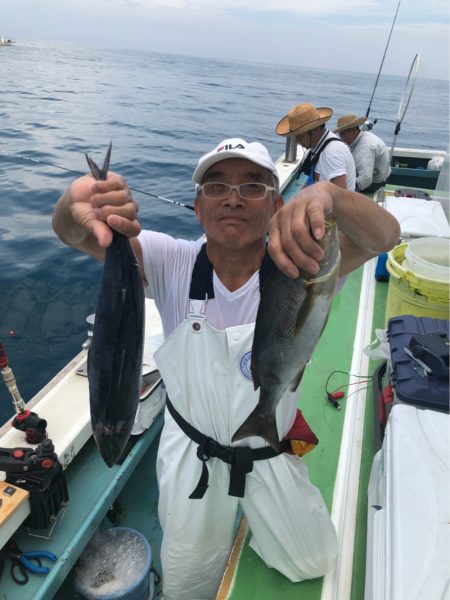 丸万釣船 釣果