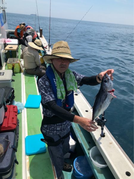丸万釣船 釣果