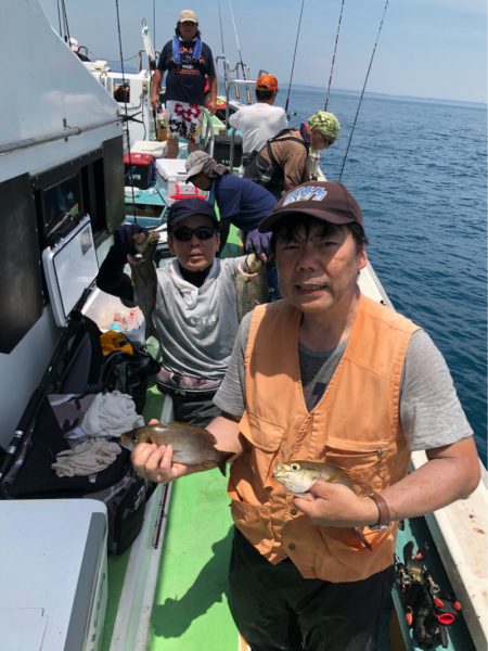 丸万釣船 釣果