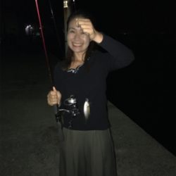 釣りガール  アジング