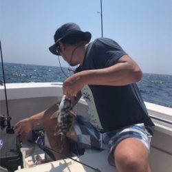 保田港から知り合いのボートで船釣り