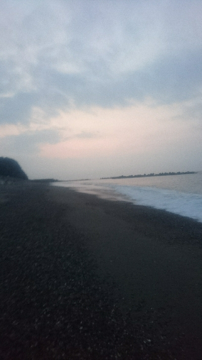 仁淀川河口周辺サーフ、ライトショアジギング