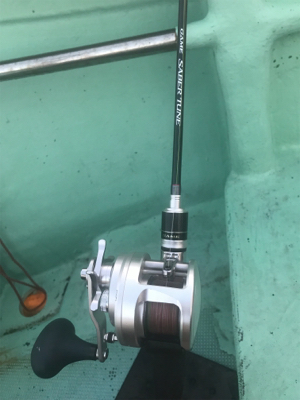 タチウオ狙いで出船